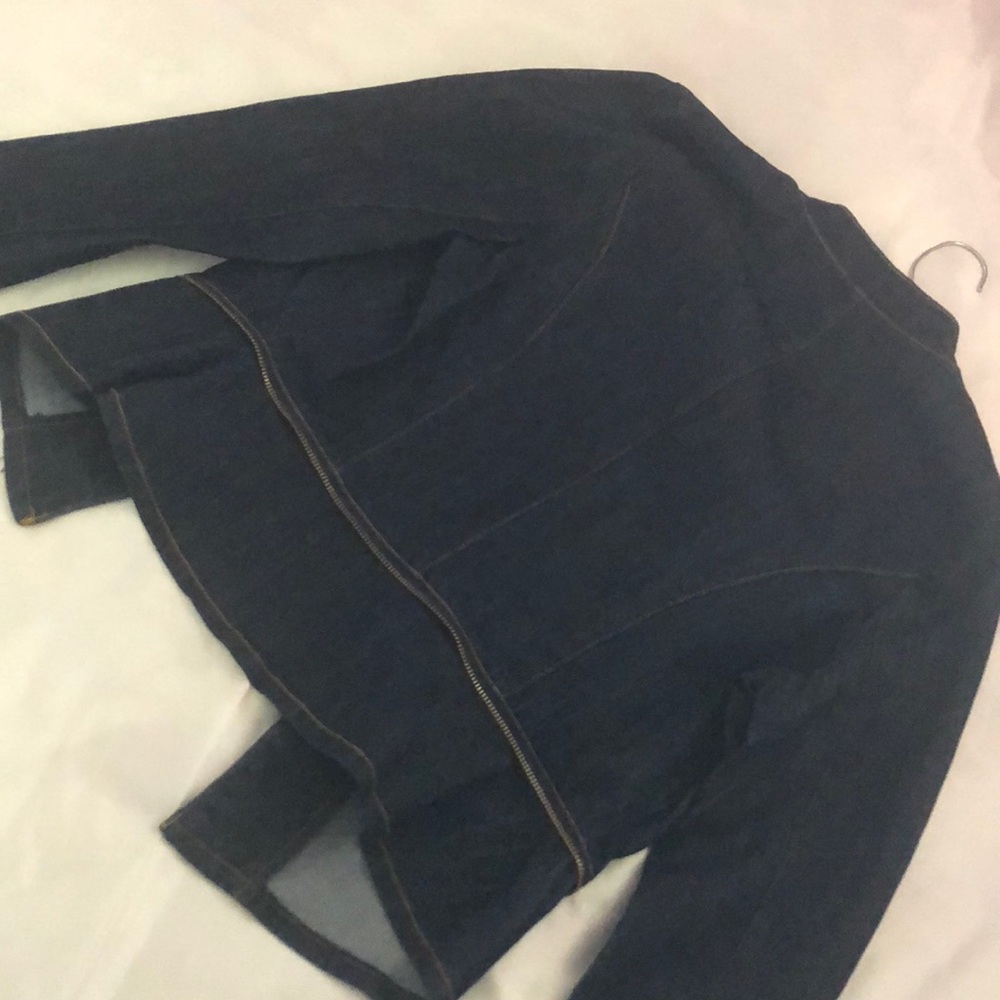 Jean jacket - Picture 2 of 2